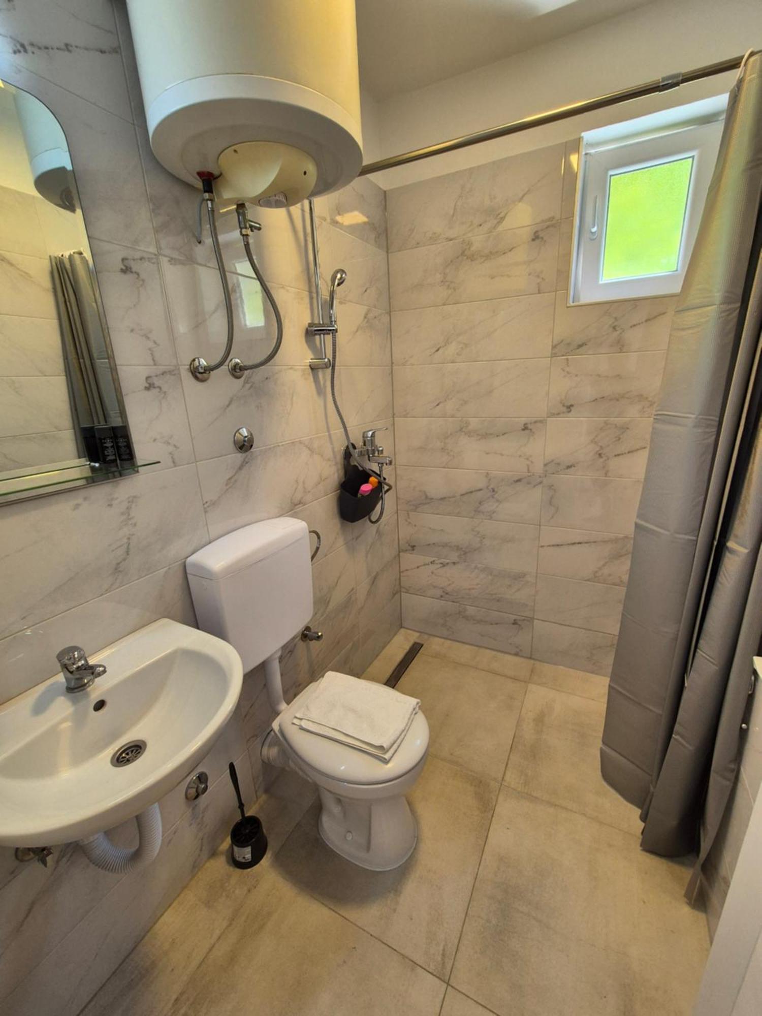 Old Town Bistrik - Free Parking Apartment Sarajevo Luaran gambar